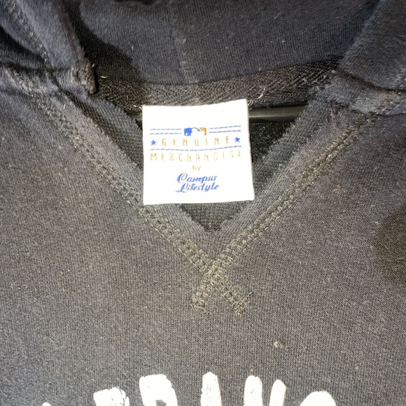 SF Giants Sweater Genuine Merchandise - Picture 6 of 7